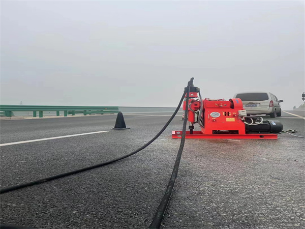 封丘马路路基路面开裂下沉注浆加固灌浆