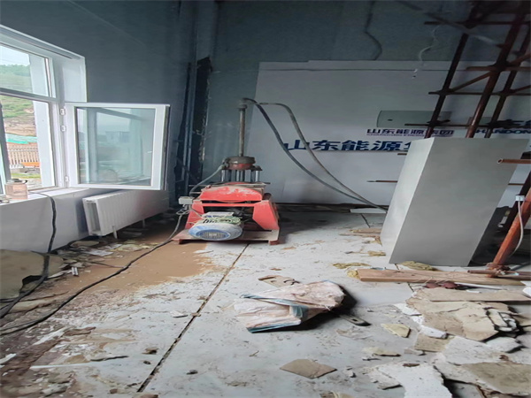 封丘地基基础下沉墙体裂缝加固注浆顶升施工